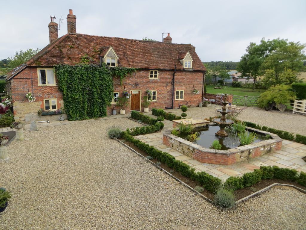 Villa Common Leys Farm Waterperry Esterno foto