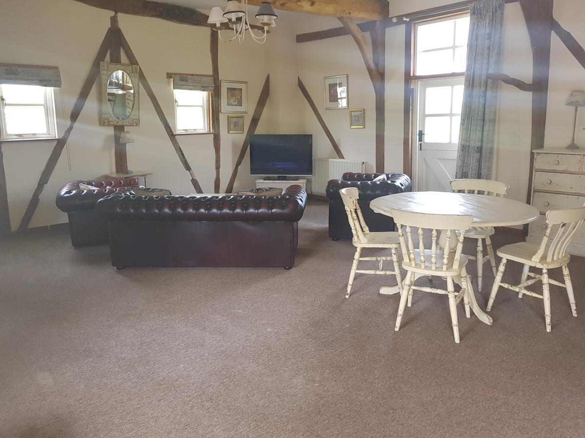 Villa Common Leys Farm Waterperry Esterno foto